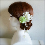 再販⭐︎【和装＊洋装どちらも可】フラワーヘアアクセ 4点セット　揺れる白紫陽花の花びら付き パステル黄緑色マム