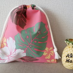 ハワイアンプリントの巾着袋 