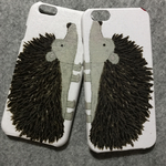 ハリネズミ柄スマホケース