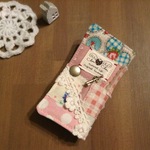 たくさんパッチしてます♪4連キーケース*リネン*ドット*ピンク×ブルー*苺*