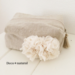 コサージュ付＊くったりリネンのキャラメルポーチ