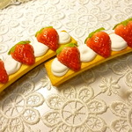 バレッタ(生クリームといちご)*ひだり*