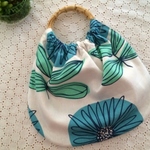 大人可愛い　バンブー手提げ♪涼しげなブルー