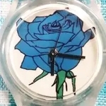 【青】一輪の薔薇の腕時計