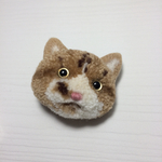 動物 ポンポンブローチ  猫さん