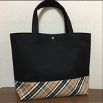 バーバリーチェックのトートバック
