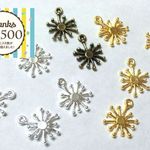 ◆送料込み500円！◆雪の結晶？のチャーム・３色