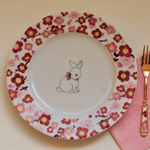うさぎとお花が華やかなプレート＆フォークセット