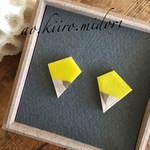 【再…再販‼️】△カラフルイヤリング(キイロ×シルバー)