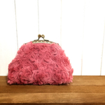 ( •Θ• )＜がま口 もこもこコスメポーチ　ローズピンク 小