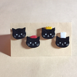 くろねこピアス