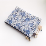 【再販】LIBERTY  Felicite　フェリシテ　ブルー　ビニコの中布・仕切りポケット付きminiポーチ　◇◆コインケース・キーケースにも♪
