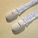 ２本セット最大１７．５ｃｍ最小１１．５ｃｍ　マルチクリップ　青い花柄　