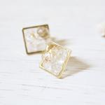 スクエアストーンピアス(水晶)