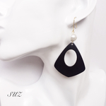 【black】パール×大ぶりウッドピアス/イヤリング