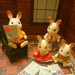 英字新聞プレゼント企画！フォロー＆レビューキャンペーン2017☆☆いろんな人形と☆ラッピングにも☆     