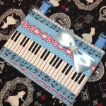 送料込み　ハンドメイド移動ポケット　ピアノ　鍵盤　水色　リボン