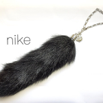 ねこのしっぽ 黒猫ファー ~バッグチャーム