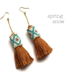 tassel × earrings（camel）
