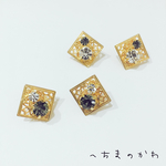 crystal on plate／イヤリングorピアス