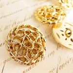■再販■20mm■8個入■ビンテージボタン (花柄スカシ)　※アクセサリーに [0839-20] 