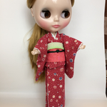 22センチドールサイズ・着物・赤小花×帯赤ドット