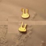 チャーム 兎 レジン ゴールド 金属パーツ 8個入り