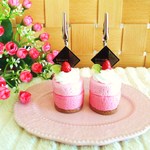苺のプチケーキ　メモスタンド　★ブラックピック