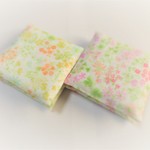Wガーゼのサニタリーケース　お花畑