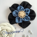 ヘアゴム/クリップ/コサージュ♡happiness flower♡ブラック×サテンブルー♡入園、入学、卒園、卒業にも♡