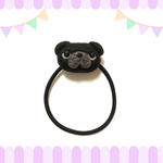 ふんわり黒パグのヘアゴム