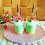 【送料込み】キウイのムースケーキ　メモスタンド　☆ストロベリーチョコ
