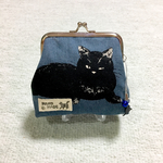 ねこ柄ガマ口財布 / 猫ガマ口ポーチ / ネコ柄コインケース　＊黒ネコ - アッシュブルー＊ B