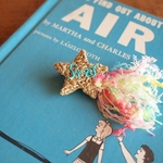 ビーズ刺繍をした流れ星 2wayブローチ