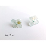 再販! hydrangea petalsピアス(icy blue)