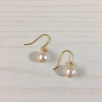 ゆらゆら コットンパール ピアス