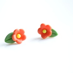 レトロカラーのお花 ノンホールピアス(オレンジ)