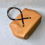Linear beauty bag "X"