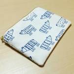 ほっこり⭐️刺繍風くまさんのポーチ