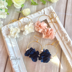 再販♡華やかサテンフラワーピアス（イヤリング）