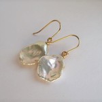 花びら淡水真珠ホワイトケシピアス14Kgf 