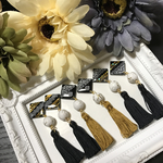 ネイティヴ⭐️️オルテガ柄タッセルピアス