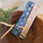 ベビーカーやチャイルドシートに！サイズがあえば色々使える　アルファベット柄×紫ストライプ柄