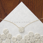  シロインカ -shiroinka- porcelain pebble necklace  #4