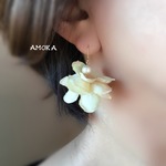  新色 大人のお花 ピアス /イヤリング  花 浴衣   結婚式 コットンパール