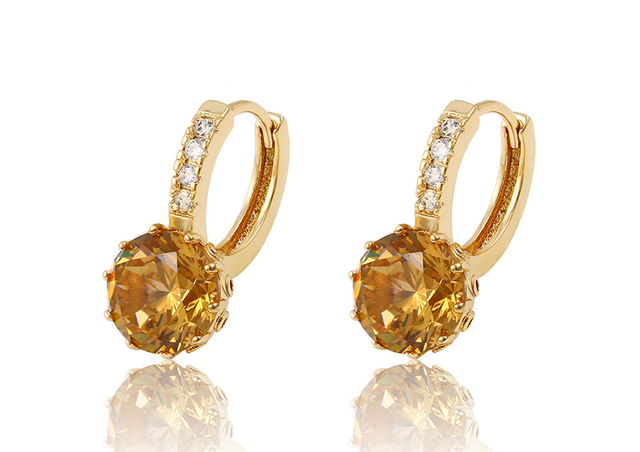 130、ピアス、フープピアス、14kgp,ゴールドメッキ、czダイヤモンドアレルギー対応　、結婚式、プレゼント、誕生日、