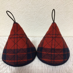専用出品【送料無料】赤チェックの少し大きめ三角鍋つかみ