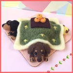 ぬくぬく ダックス こたつ編 ☆羊毛フェルト