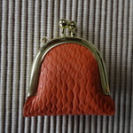 小さな皮革のジュエリーケース　Jー10