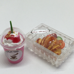 ミニチュア♡ストロベリーカップドリンク&クロワッサンサラダ